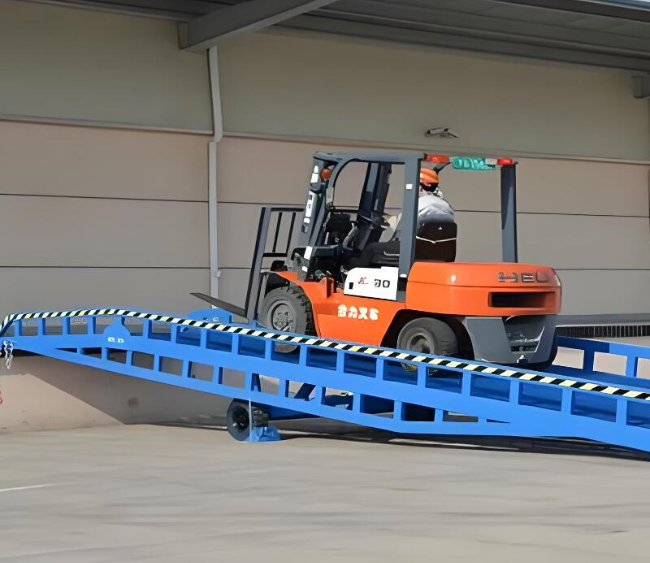 长沙移动式卸货平台（叉车用）